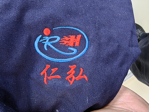 工作服定制之刺繡logo